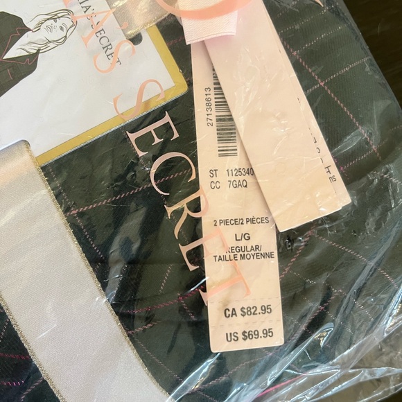 Victoria's Secret Green and Pink Plaid Pajama Set - Picture 6 of 6